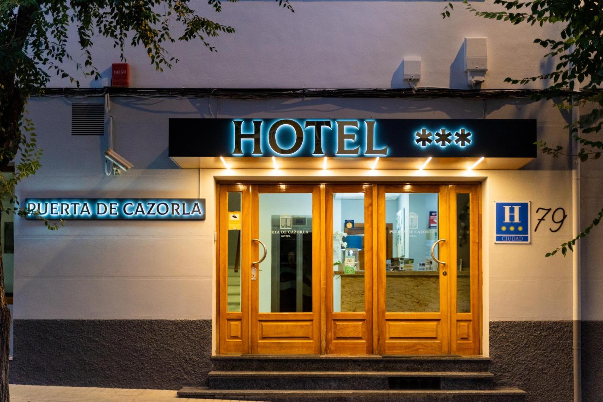Hotel Puerta De Cazorla Exteriér fotografie
